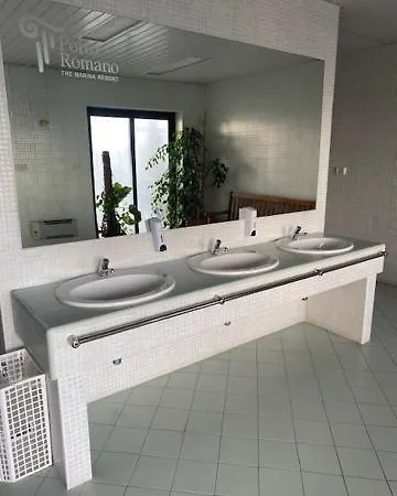 Scoglietto Fiumicino, Aperitivo E Colazione Incluse - Bici Comprese Nel Prezzo- Barca A Motore 船上ホテル フィウミチーノ