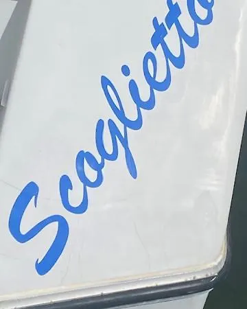 Scoglietto Fiumicino, Aperitivo E Colazione Incluse - Bici Comprese Nel Prezzo- Barca A Motore 船上ホテル